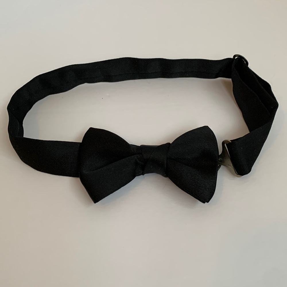 Mini Black Pre-tied Bow Tie